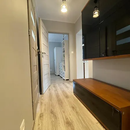 Przy Cieplickich Tezniach Appartement *