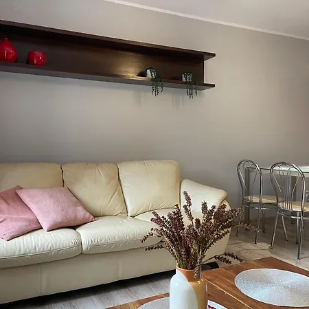 Apartament Przy Cieplickich Tężniach *