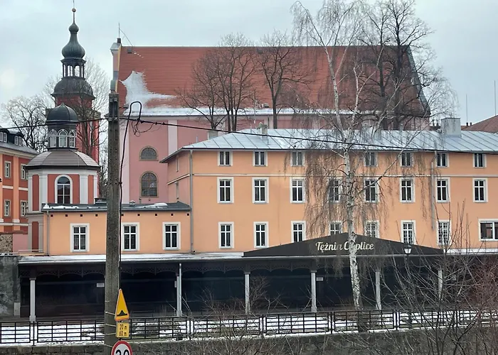 Przy Cieplickich Tezniach *