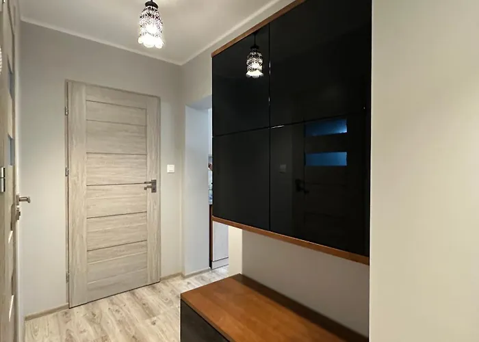 Przy Cieplickich Tezniach Apartament *